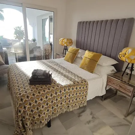 240 Front Line La Cala Appartement *